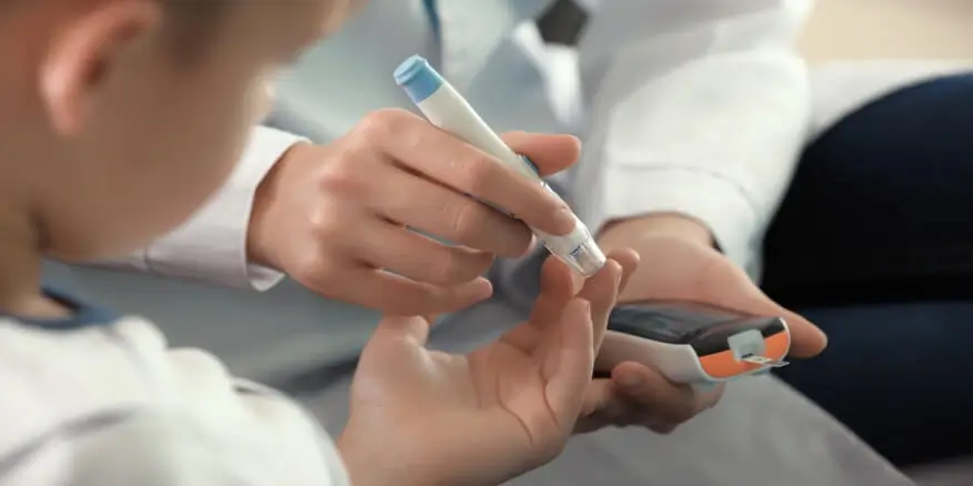 أعراض سكر الاطفال